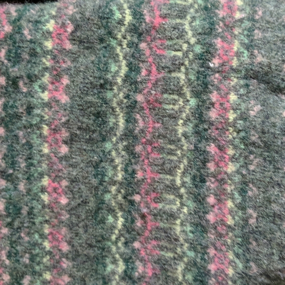 Cozy wool cardigan sweater - Picture 4 of 7